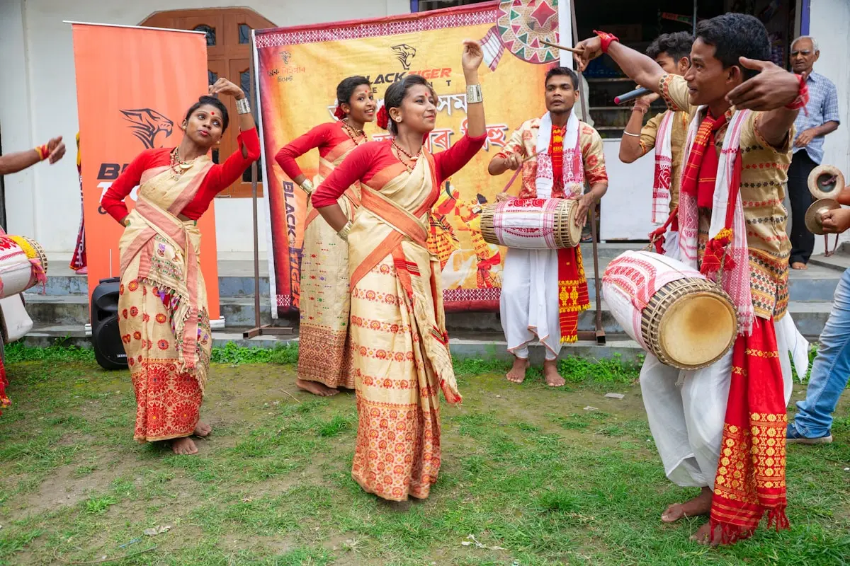 कुंभातील सांस्कृतिक नृत्य प्रदर्शन